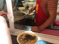 -文山荷鲜居(翠湖店)