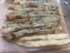 葱花饼-北平小馆·烤鸭·家常菜(磨房北里店)