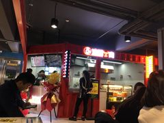 -侯志伟纯手工酸辣粉