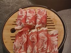 -湊湊火锅·茶憩(杭州湖滨银泰in77店)