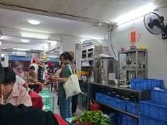 -花苑美食横琴生蚝火锅(拱北粤华路店)
