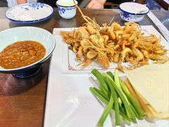 -德彪酒馆围炉串串