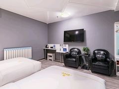 -德全心悦酒店(北京金台路地铁站店)