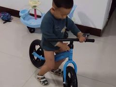 -八爪矩阵极限运动馆·儿童平衡车·感统训练(南海子公园校区)