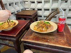 -方铲铲·成都板凳面(滨江银泰店)