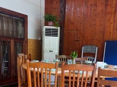 -芦茨金富饭庄·25年老字号·专做稻草鸡