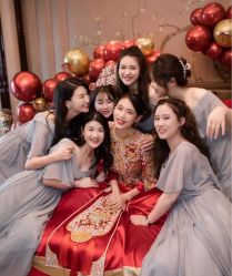 点击看大图 -挪娅婚纱摄影皇家会所