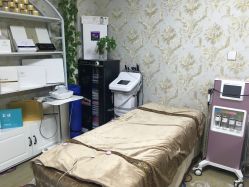 -阿茹娜美容会馆