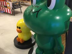 -LINE FRIENDS Garosu-gil Flagship Store