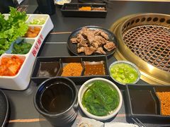 -極屋鮨牛 · 烧肉酒场(时代C馆店)