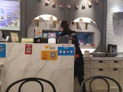 -满记甜品(优客百盛店)
