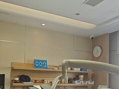 -上海仁爱医院口腔科 · 种植
