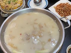 -老来福·非遗酸汤兔(凯旋路店)