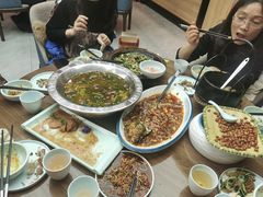 -有红鸡毛店·川菜(建设路店)