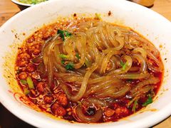 -万记麻辣烫国展总店