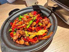 自贡砂锅兔-川堂风·跷脚牛肉·乐山爆炒(宝山日月光店)