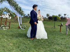 -丹世红酒庄·烧烤·团建·婚礼·水上运动