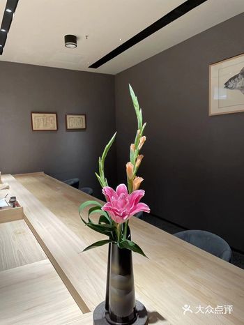 现在武汉的天气太热了、看来看去不知道吃什么、朋友提议