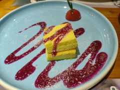 -米德维奇俄式西餐厅(西六道街店)