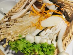-黑鸡小馆(金源店)