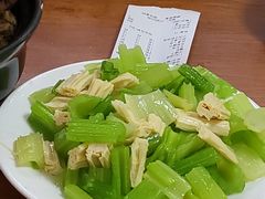 -宝瑞门钉肉饼店