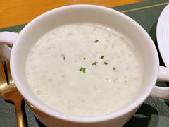 蘑菇奶油浓汤-LUCCA卢卡西班牙海鲜饭(远洋广场店)