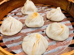 鲜肉小笼-老半斋(福州路店)