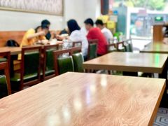 大堂-乡村鸡杂米线(汉渝路店)