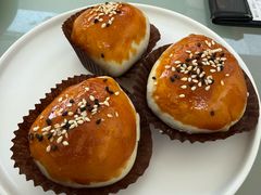 蜜汁叉烧酥-香港龙凤楼(巨鹿路洋房店)