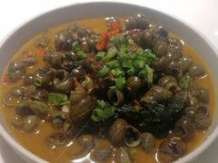 -龙巢盱眙龙虾·牛蛙·烧烤宵夜(八卦岭店)