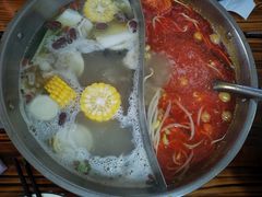 -周良天山牛杂城(天山路总店)