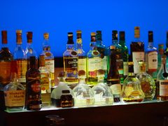 -瑰丽酒店·海吧·天际下午茶·现场DJ·天台酒吧