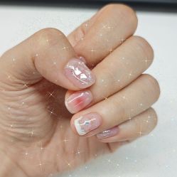 -甲·铺轻奢美甲美睫