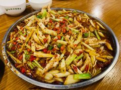爆炒黄喉-邱金小炒·30 年盐帮江湖菜(自贡店)