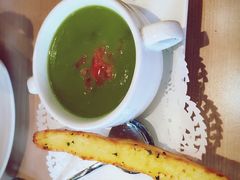 -必胜客(新中纬店)