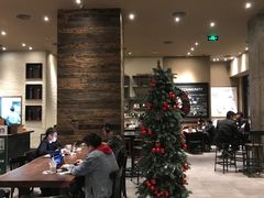 大堂-星巴克(深圳宝安泰华店)