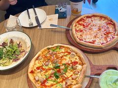 -乐凯撒披萨(国威电子商务大厦店)