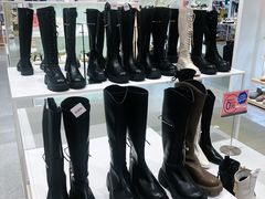 -hotwind热风(世纪东方广场店)