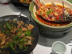 -费大厨辣椒炒肉(高铁吾悦广场店)