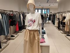 -URBAN REVIVO(济南世茂广场店)