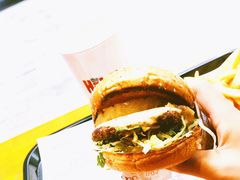 -The Habit Burger Grill 哈比特汉堡(复兴soho店)