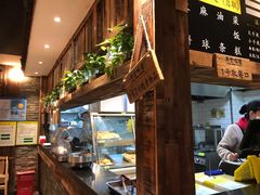 -弄堂咪道-饭香·面香·馄饨香(钦州北路田尚坊店)