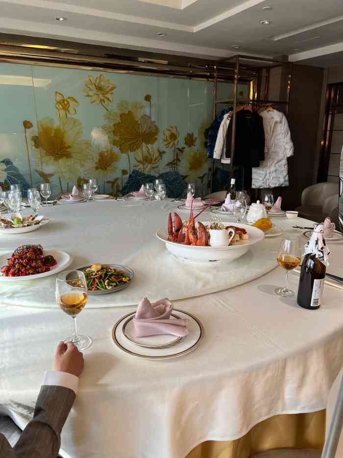 万龙洲海鲜(亚运村店)