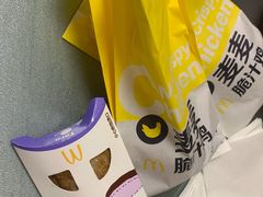 -麦当劳(展览路店)