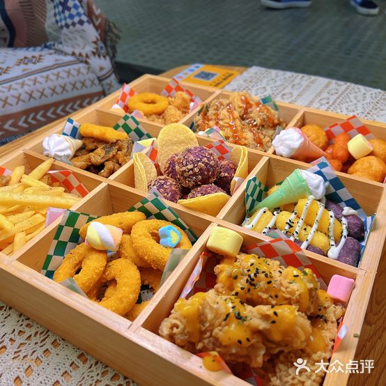 屋塔小食院