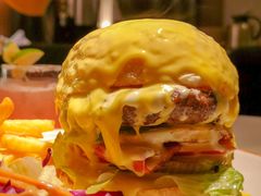 瀑布芝士牛肉汉堡-阿妮叶李(光谷世界城店)