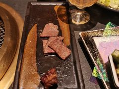 -铭牛烧肉·和牛海鲜自助(高新月牙湖店)