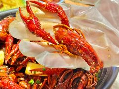 -肥肥虾庄·金牌油焖大虾(首义路店)