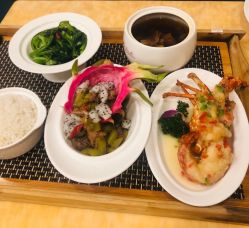 -爱妈月子会所(汕樟总店)