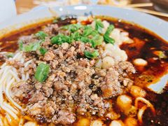 -丁丁猫重庆小面(徐州路店)